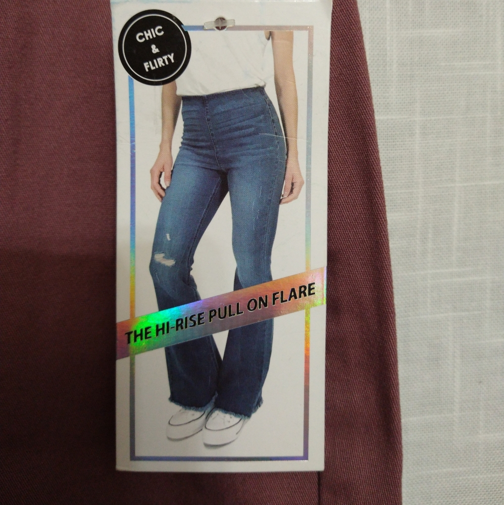 TINSELTOWN HI RISE FLARE SOFT JEANS
